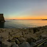 A Due Passi Dal Mare شقة